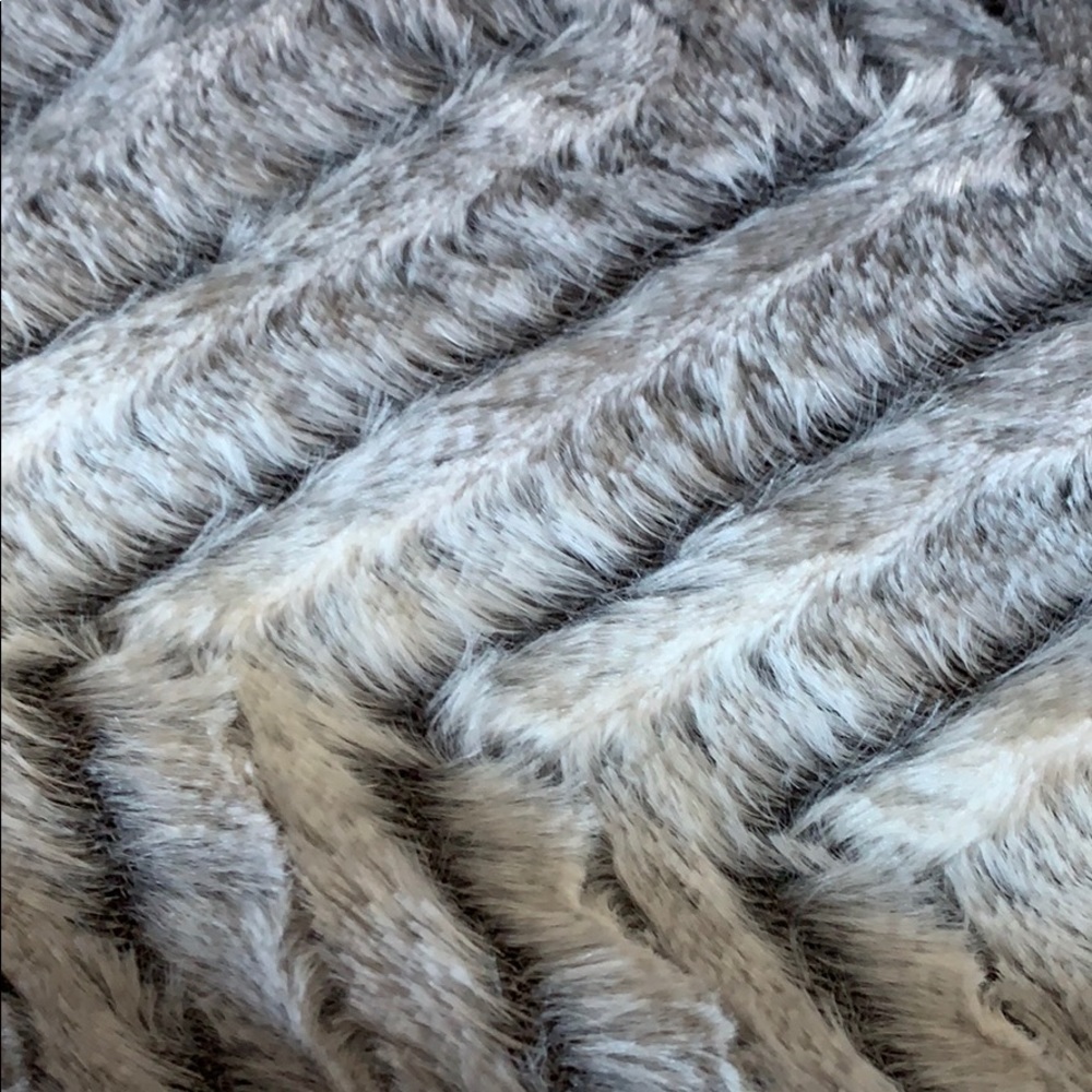 Infinity grey scarf - Picture 2 of 3